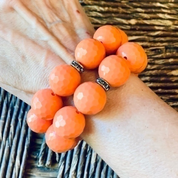 ๐J Crew Bundle of Two Chunky Peach Faceted Bead Stretch Bracelets w Rhinestones - Picture 6 of 6